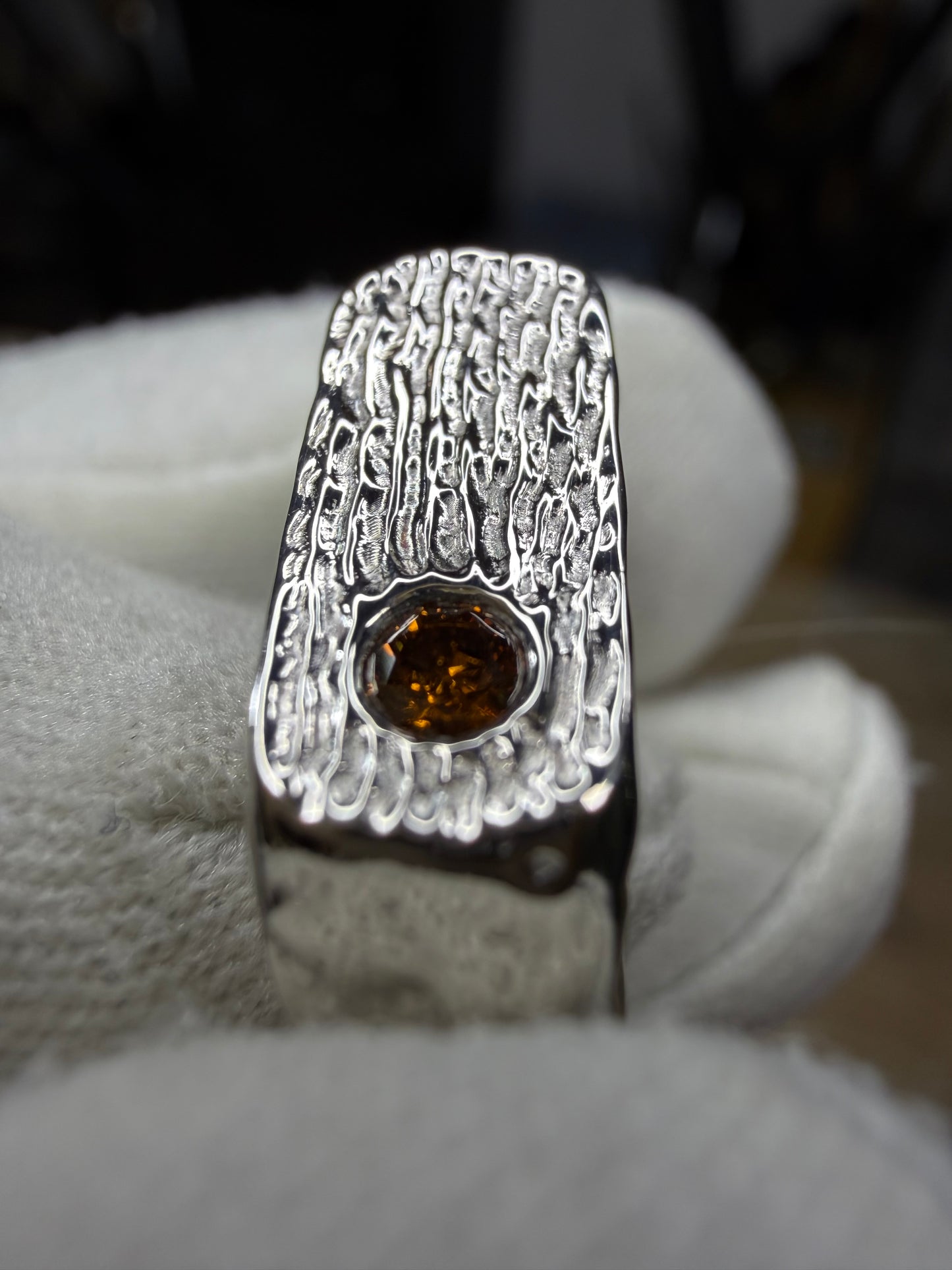 Brutus rectangle Diamants cognac
