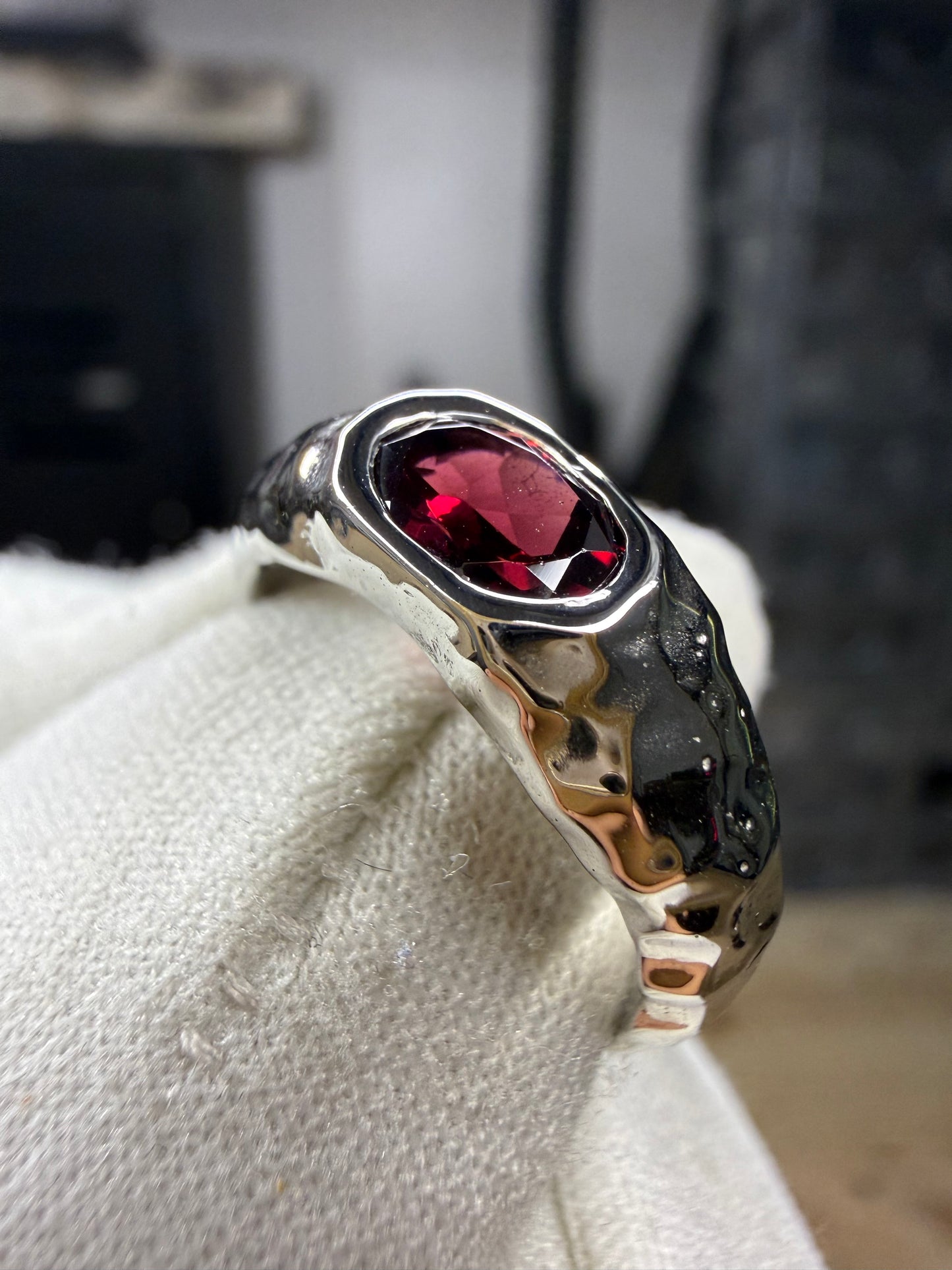Bague grenat cerise