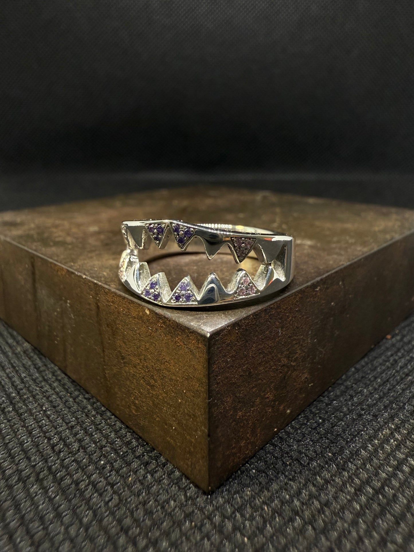 Shark Ring Violet et Rose