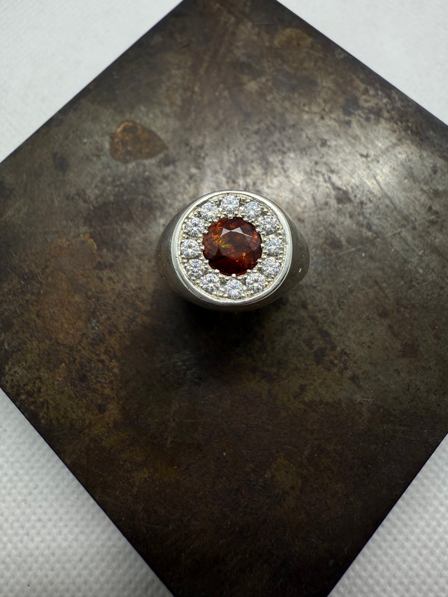 Chevalière entourage Sphène naturel